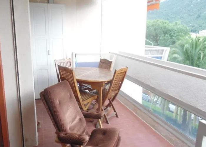 Διαμέρισμα F3 Avec Parking A Amelie-les-bains, 4 Couchages, Proche Des Thermes - Fr-1-703-23